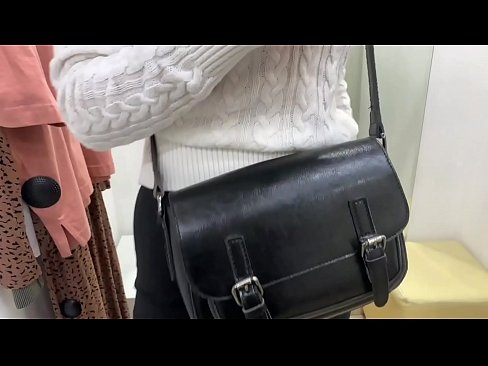 ❤️ Masturbazione publica di a ghjovana cagna FeralBerry cù un dildo in a sala di prove ️❌ Porno à noi % co.it-com.top% ️❤
