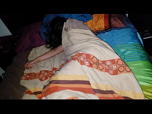 ❤️ Stepson rimprovera a so ghjovana matrigna mentre dorme. ️❌ Porno à noi % co.it-com.top% ️❤