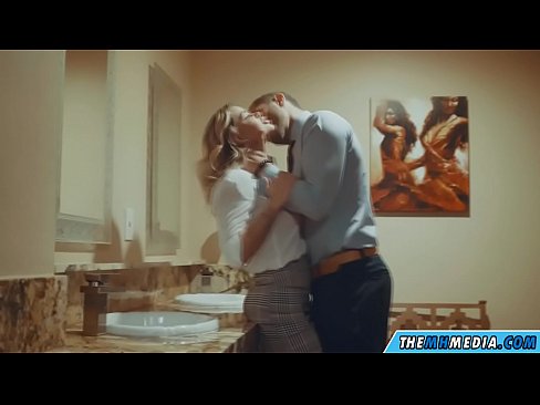 ❤️ Quandu una bionda tettona ti seduce in un bagnu publicu ️❌ Porno à noi % co.it-com.top% ️❤
